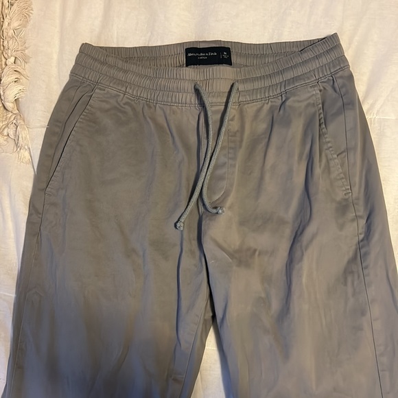 Gray jogger pants - Picture 2 of 5